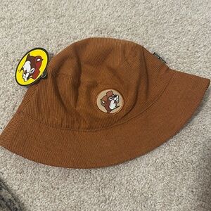 BUCEES BUCKET HAT